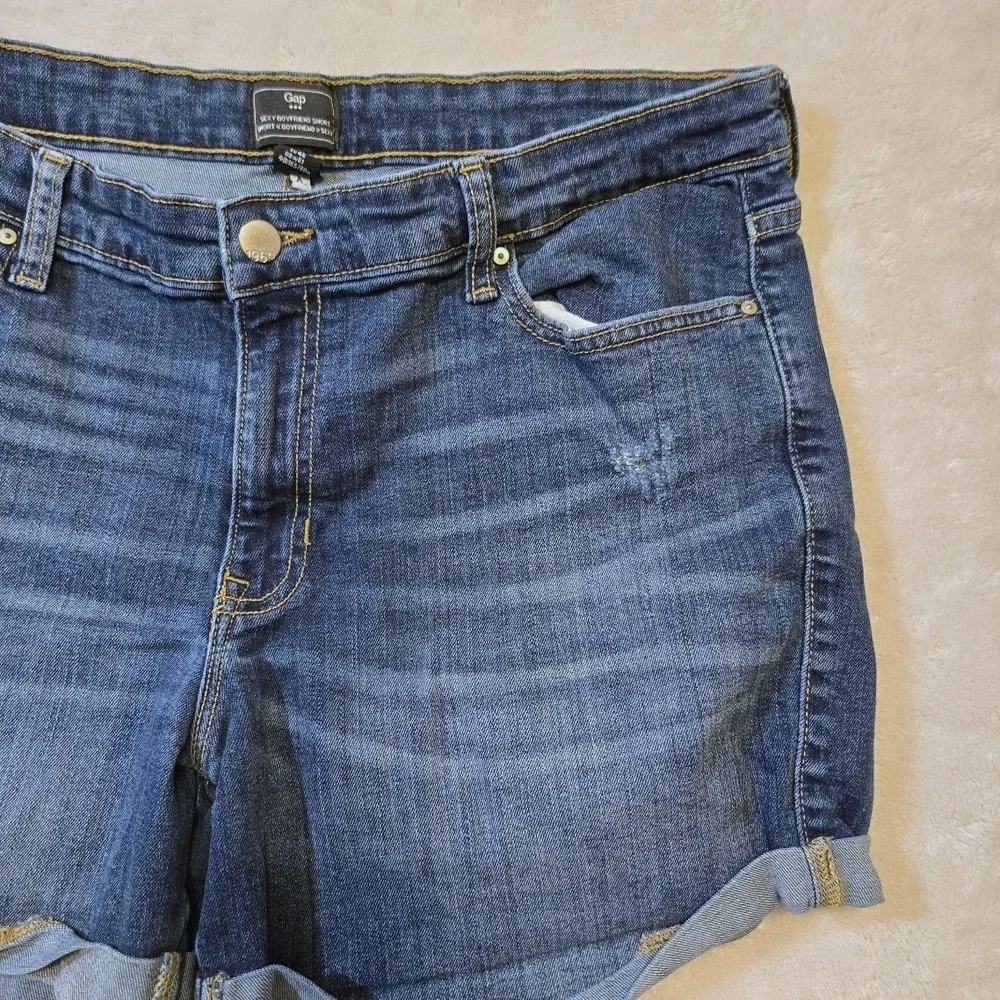 Gap Women Sexy Boyfriend Distressed Denim Shorts Blue Cuffed Size 14/32
